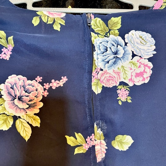 Amy Byer Navy Floral‎ Kids Dress - Picture 7 of 9